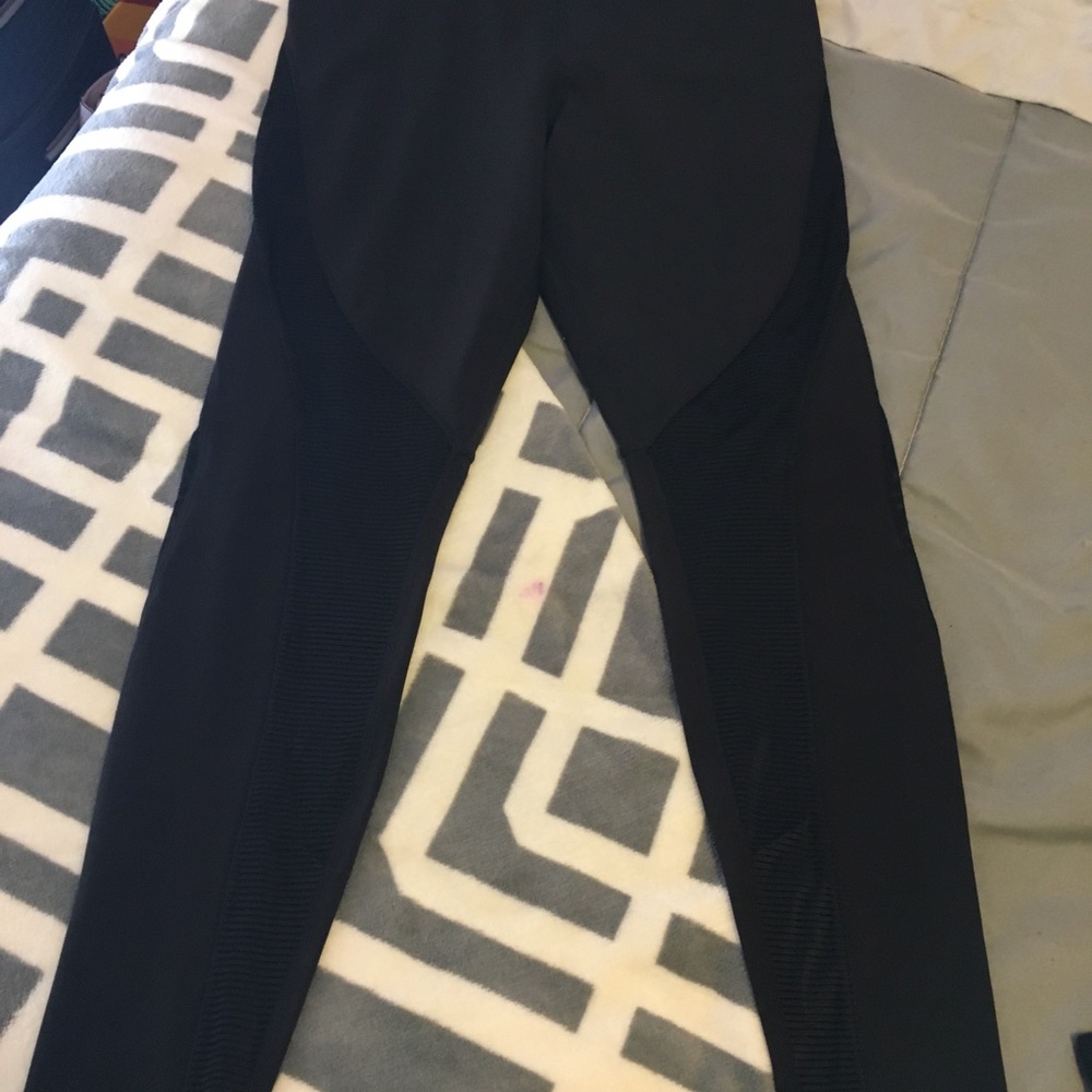 H&M  Sport Leggings